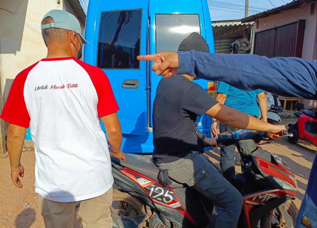 Tim Gabungan BNN Gerebek Rumah Pengedar Narkoba di Sukadamai