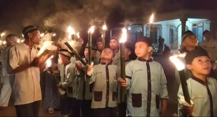 Pawai Obor dan Shalawatan, Cara Warga Nyelanding Sambut Ramadan