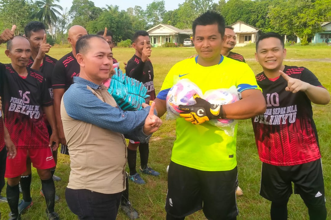 Begini Cara Mulkan Bantu Kembangkan Sepakbola Belinyu