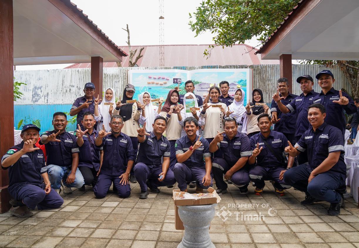 Menulis Jejak Pemulihan Alam, 17 Karyawan PT TIMAH Luncurkan Buku SELARAS