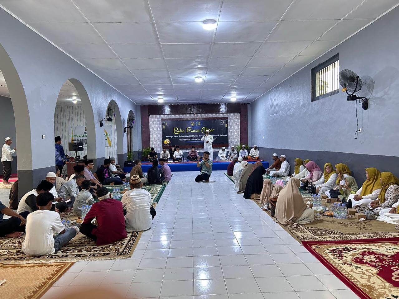 Ratusan Napi Rutan Muntok Bukber dengan Keluarga, Ferly: Semai Benih Empati di Rutan