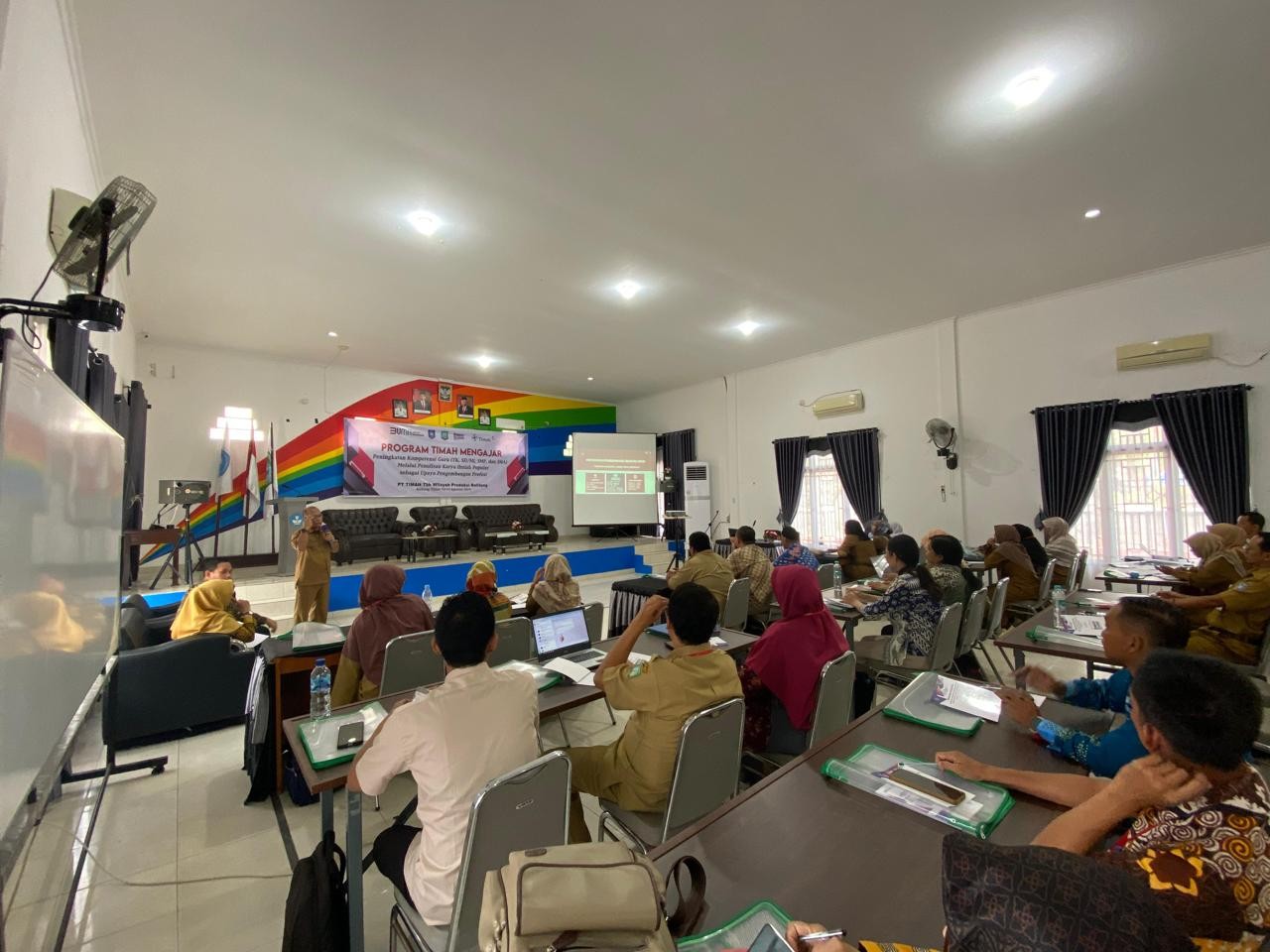 Melalui Program Literasi Guru, PT Timah Perkuat Kompetensi Pendidik di Wilayah Operasional