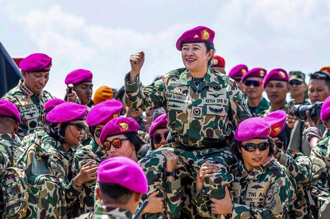 Puan Dianugerahi Warga Kehormatan Korps Marinir, Berjasa dalam Kemajuan TNI