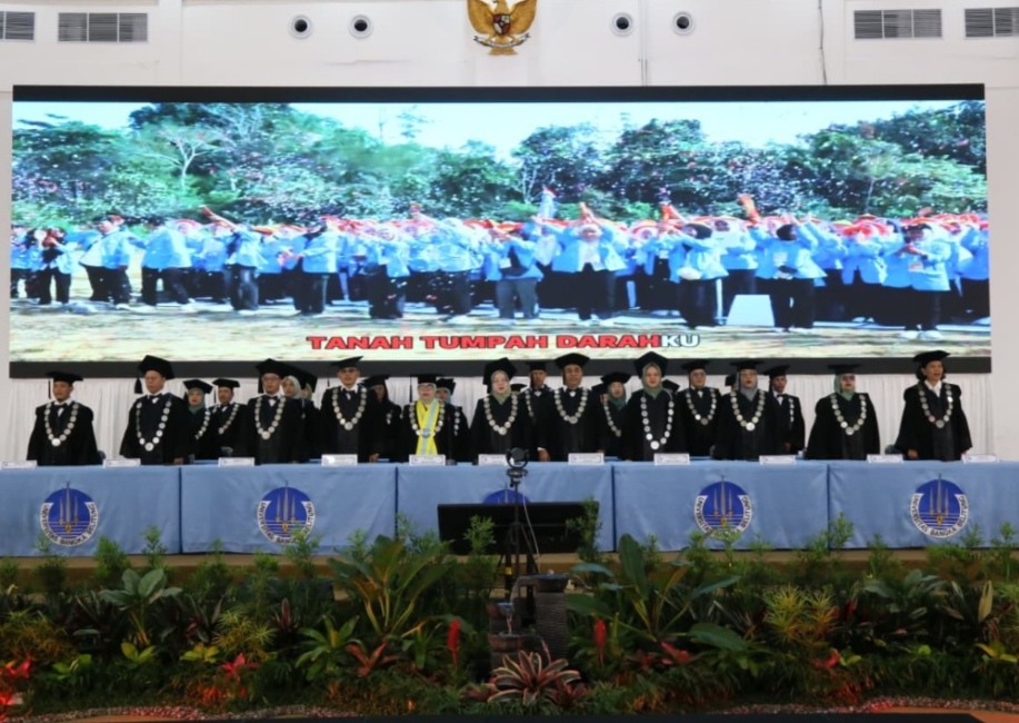 431 Mahasiswa UBB Angkatan Ke-37 Resmi Diwisuda 
