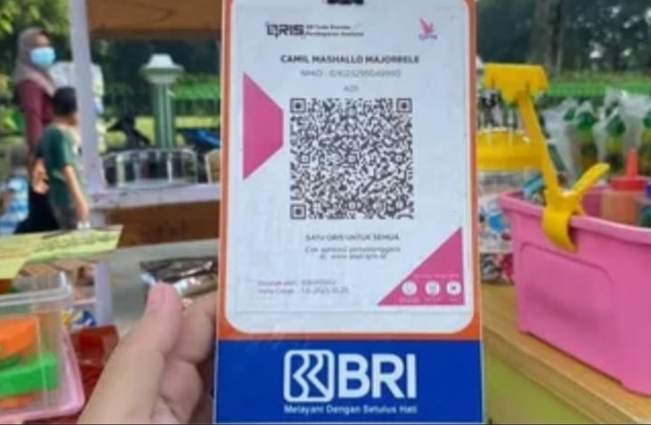Menggebrak Pasar Digital: Manfaat QRIS BRI untuk Warung di Empat Lawang