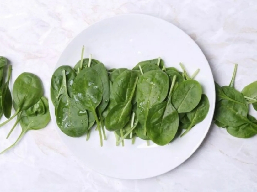 16 Sayuran yang Sebaiknya Tidak Dimakan Mentah