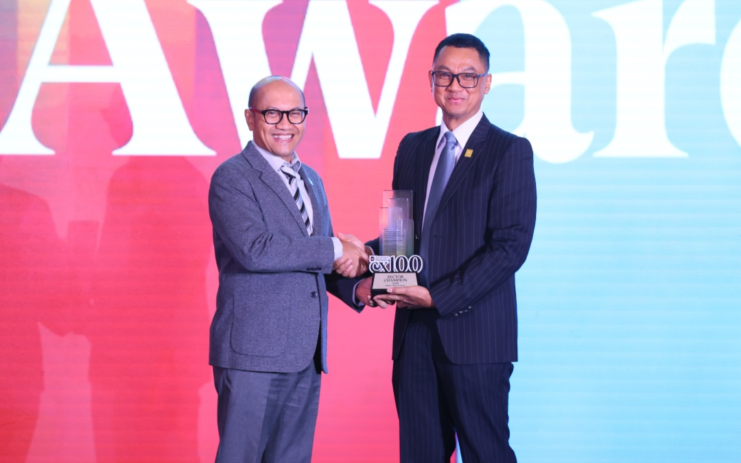 PLN Raih Sector Champion dan Runner Up BUMN Layanan Terbaik Danantara Indonesia CX100 Award 2026