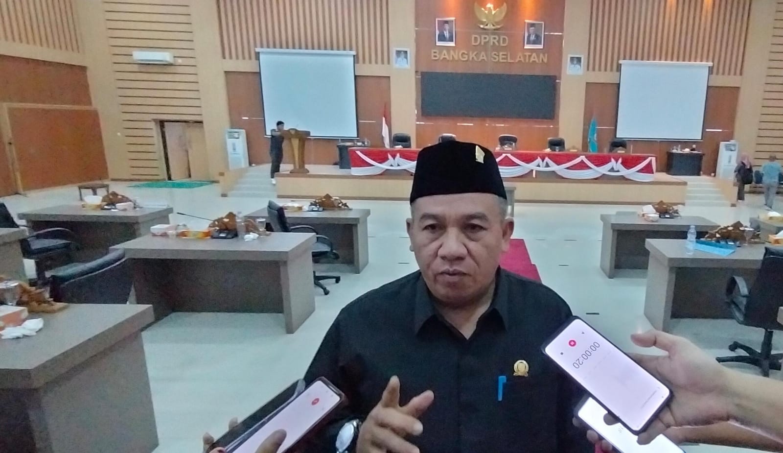 Jelang Pilkada Basel, Erwin Asmadi Minta Pasangan Riza - Debby Jalin Komunikasi Politik 