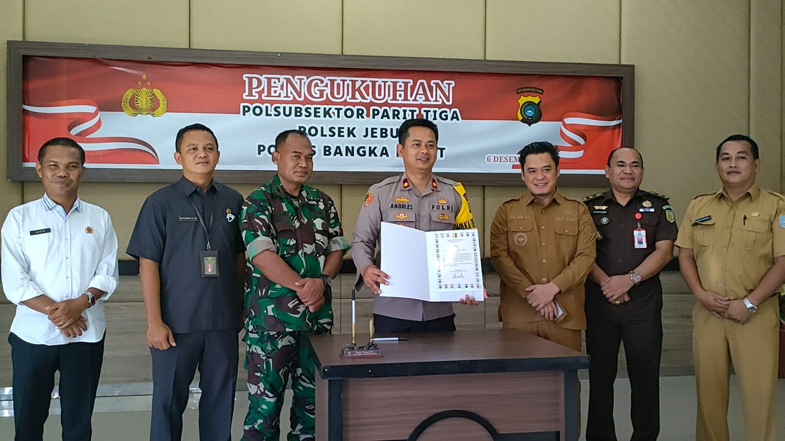 Meningkatkan Pelayanan, Polres Babar Kukuhkan Polsubsektor Parittiga