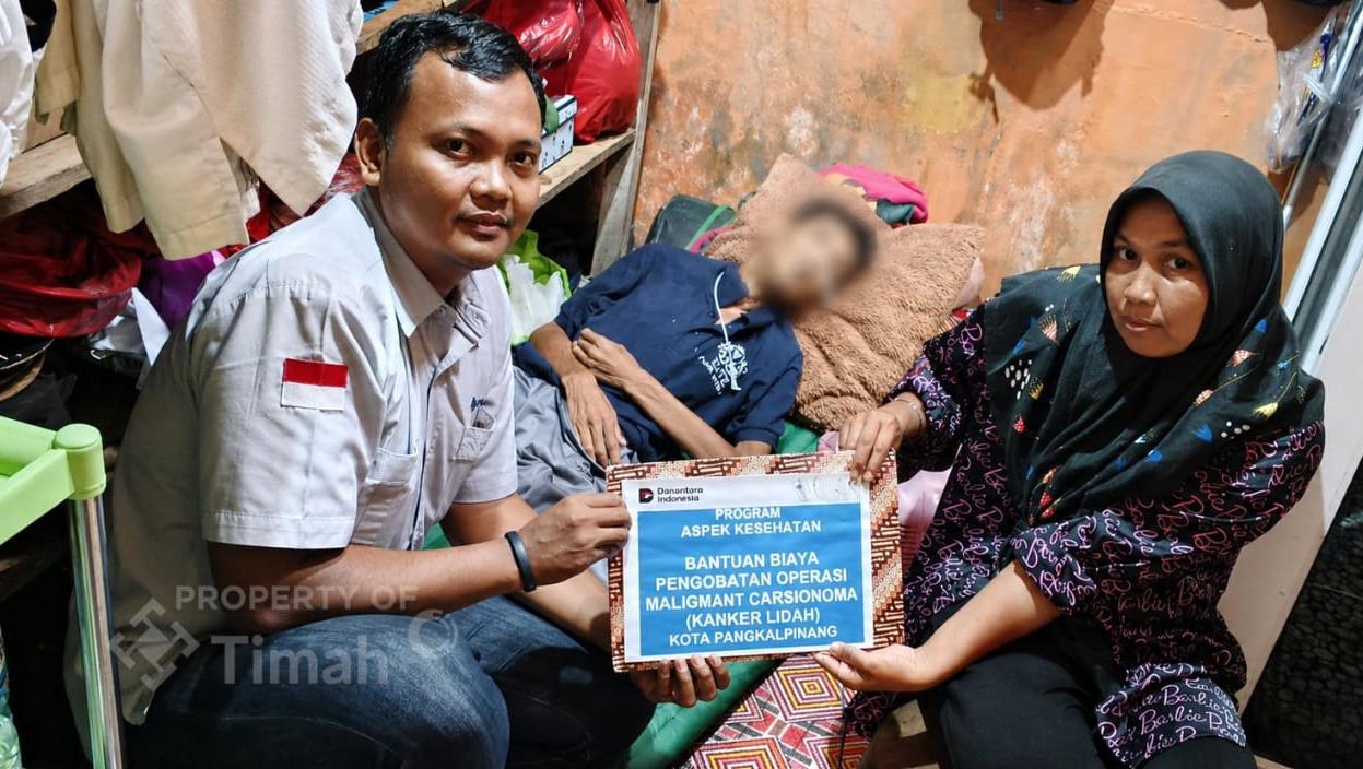 Ringankan Biaya Pengobatan Warga, PT Timah Serahkan Bantuan untuk Satriadi 