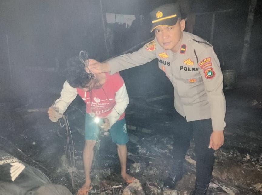 Diduga Korsleting Listrik, Rumah Hesti Jadi Abu