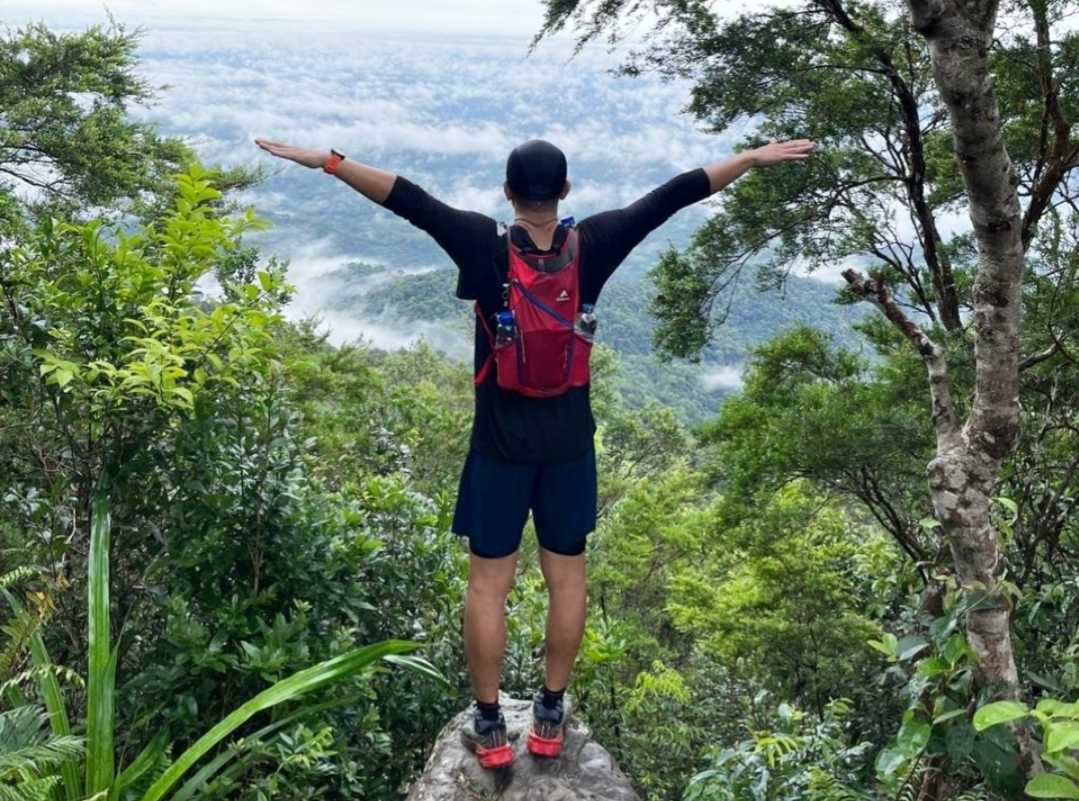 Mau Ikut Trail Run, Ini 8 Perlengkapan Wajib Kamu Bawa untuk Keamanan 