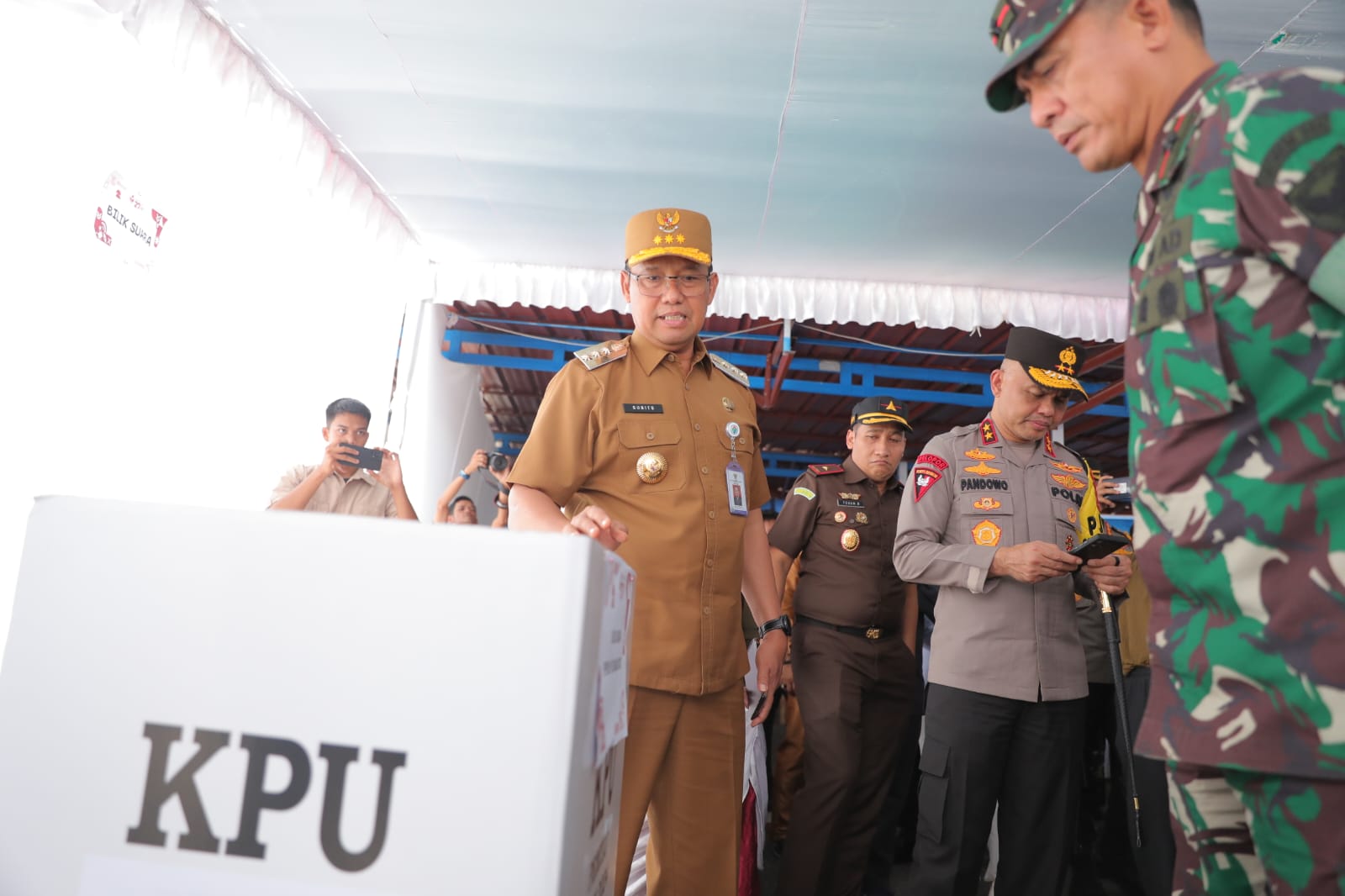 Pastikan TPS dan Logistik Aman, Pj Gubernur Sugito: Babel Siap Gelar Pilkada