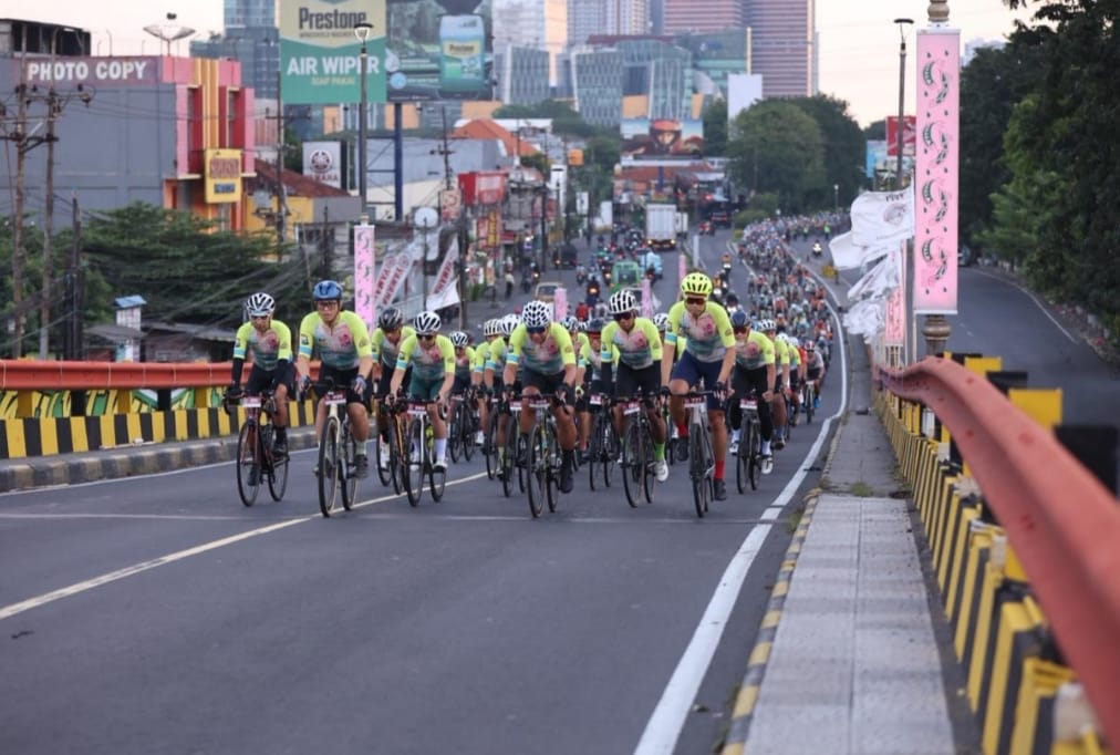 Edisi Ke-12, Bromo KOM Diikuti 1.000 Cyclist dari 319 Komunitas dan 14 Negara