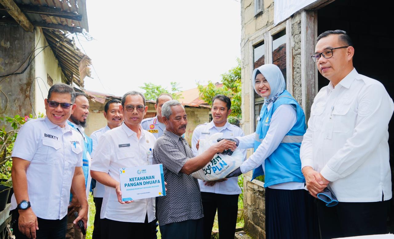 Light Up The Dream PLN Babel: Dari Solidaritas Pegawai, Hadir Terang Bagi Ratusan Keluarga di Bangka Belitung