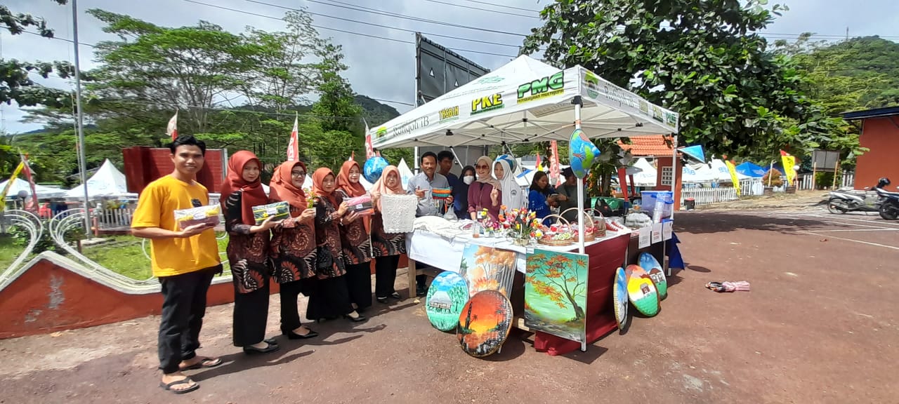 Stisipol Pahlawan 12 Promosi Produk Kreativitas Difabel 