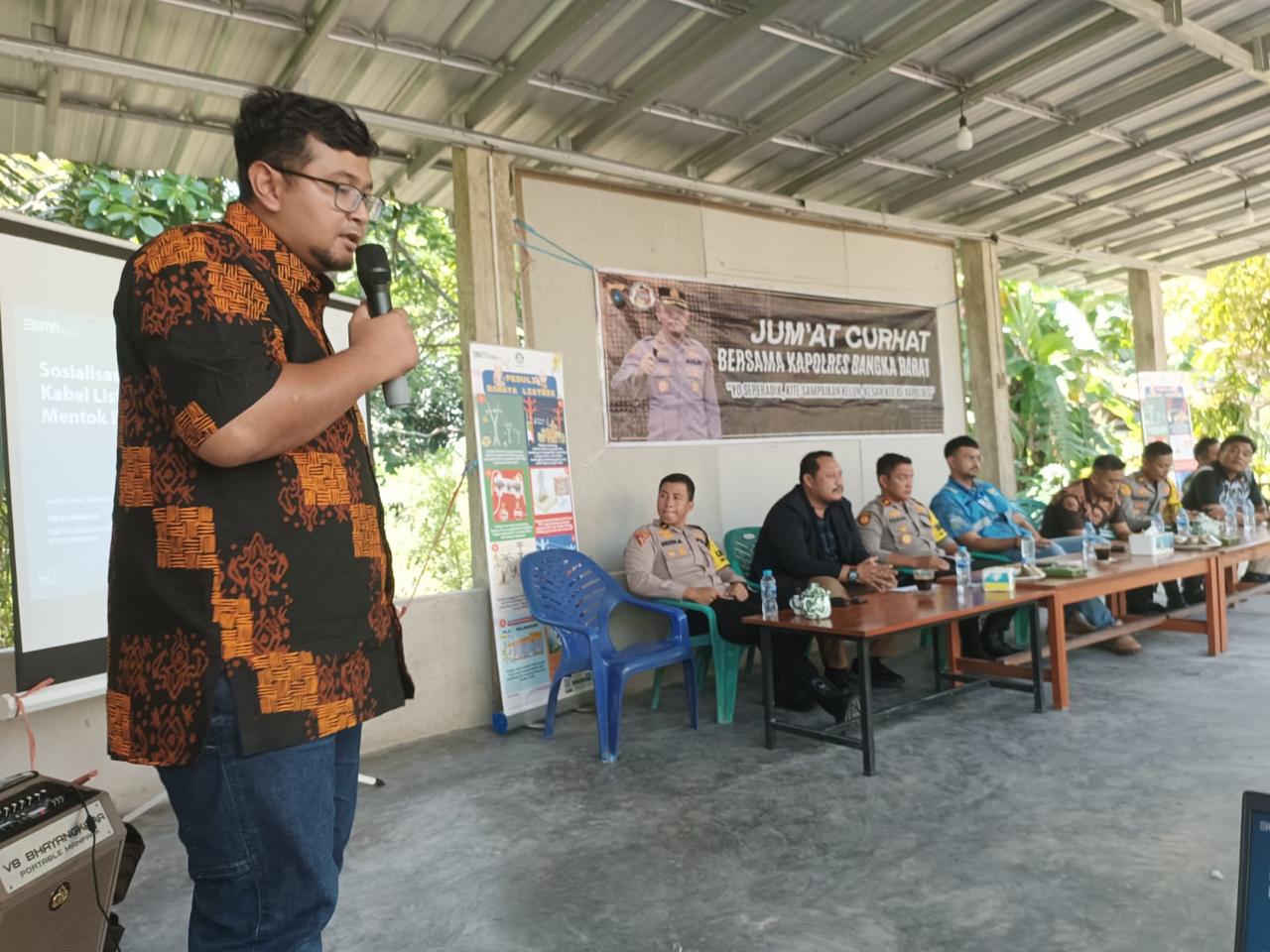 PLN dan Polres Bangka Barat Gelar Sosialisasi Pengamanan Kabel Laut dan Tower SUTT 150 kV ke Masyarakat