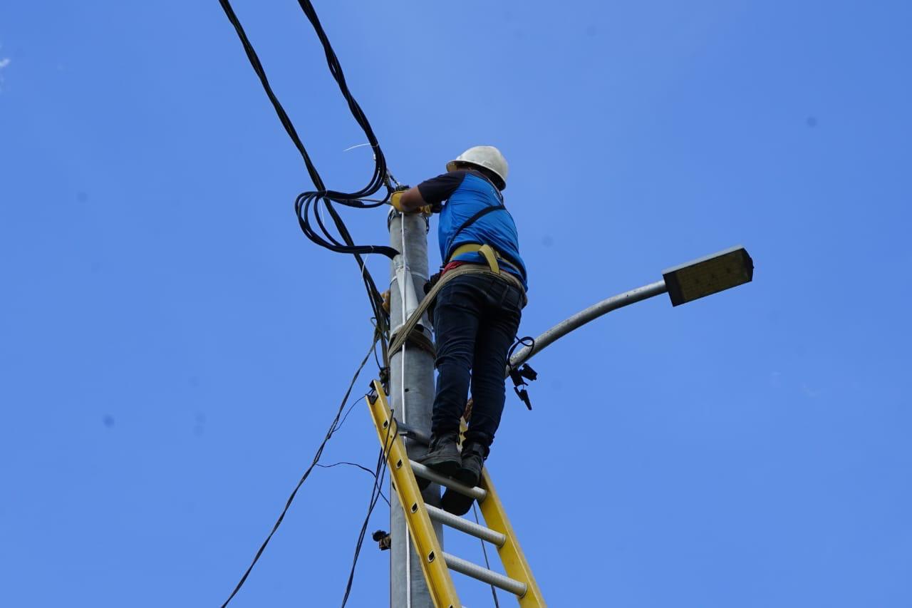 PLN Dukung Pertumbuhan Industri Veneer dan Biomassa di Belitung Timur, PT Babel Energi Gunakan Daya 690 kVA