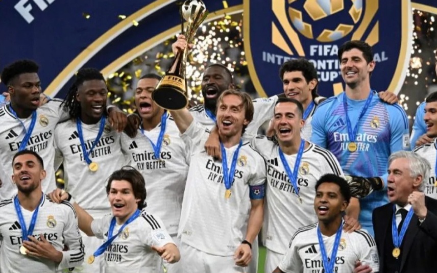 Madrid Juara Piala Kontinental, Ancelotti Pelatih Tersukses 