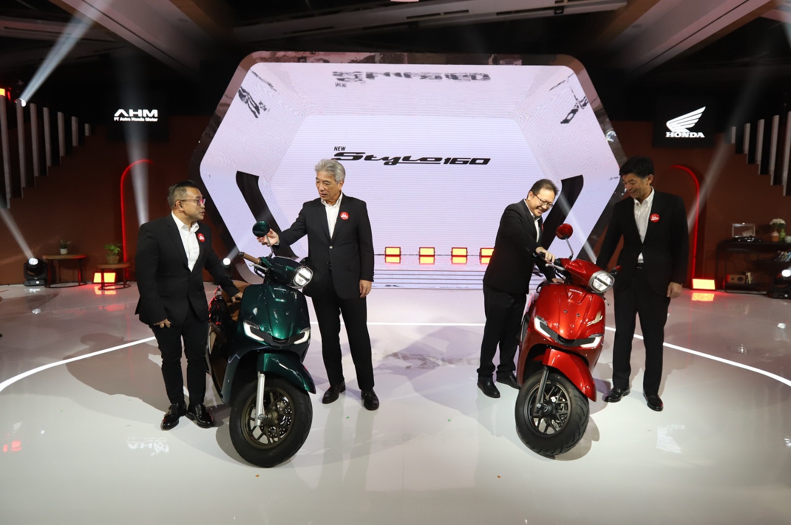 AHM Resmi Hadirkan Skutik Premium Fashionable New Honda Stylo 160, Siap Jadi Pusat Perhatian!