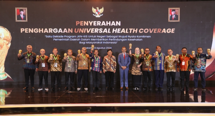 Kemenko PMK Berikan Penghargaan UHC Award 2024 Tingkat Madya Untuk Bangka Selatan