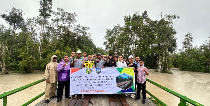 Pemkab Basel Terima CSR dari PT. FAL dan PT. TBJ, Debby : Untuk Perbaikan Jembatan Jeriji - Tepus