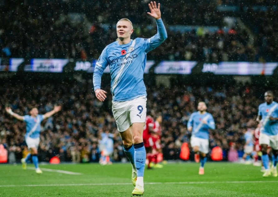 Manchester City Hancurkan Liverpool 3-0