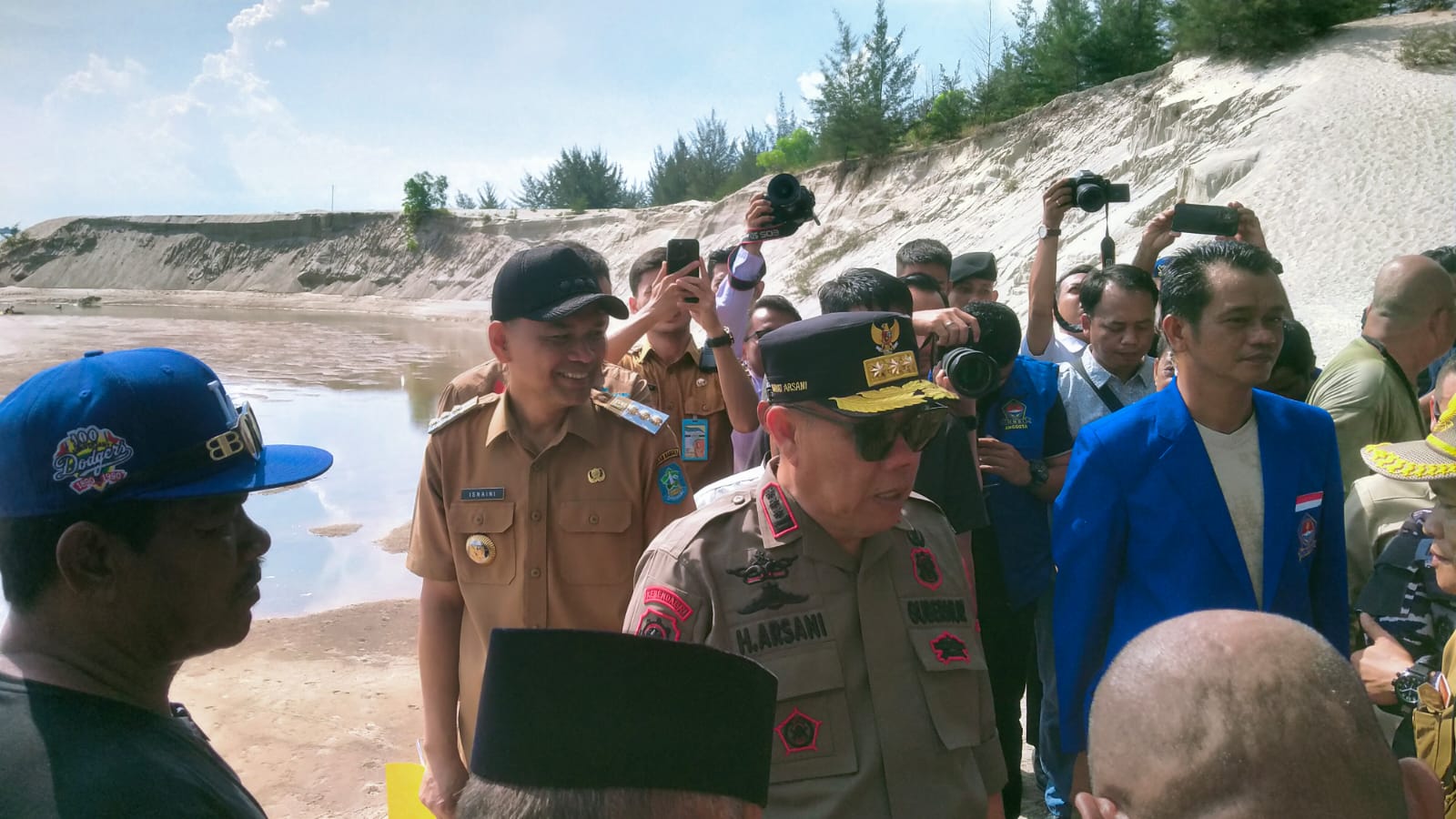 Tinjau Muara Air Kantung, Gubernur Hidayat Cari Solusi Pengerukan