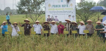 Sinergi Adhyaksa dan Pemerintah, Desa Namang Jadi Simbol Ketahanan Pangan Bangka Tengah