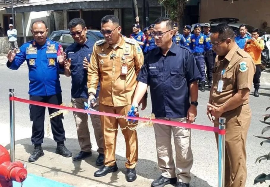 Pj Wako Budi Resmikan Hidran Kebakaran Kelurahan Masjid Jami'