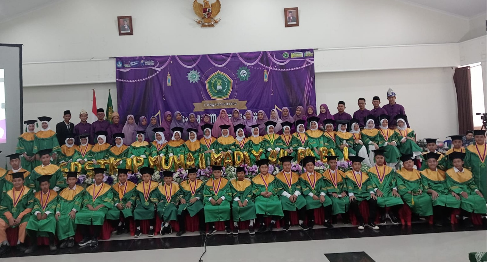 SD STKIP UMBB Gelar Wisuda Munaqosyah