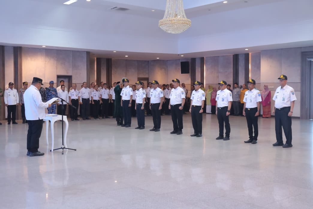 Gubernur Babel Lantik Delapan Pejabat Pimpinan Tinggi Pratama, Tekankan Integritas dan Percepatan Kinerja
