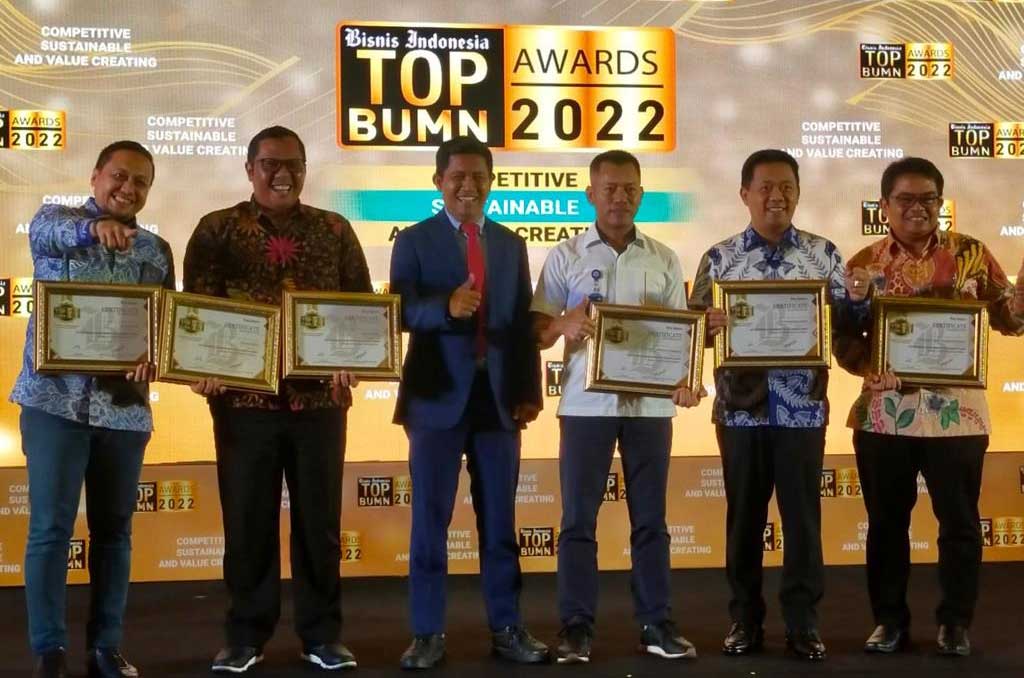 PT Timah Tbk Sabet Penghargaan TOP BUMN Awards 2022