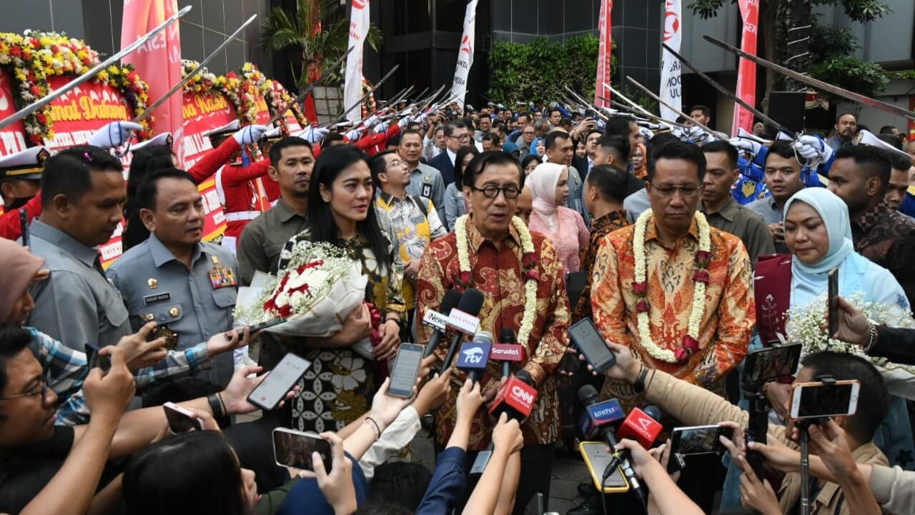 Terima Jabatan Menkumham, Supratman Minta Kolaborasi Seluruh Jajaran Kemenkumham