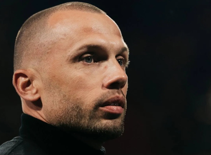 Mantan Pelatih Ajax Tolak Tawaran Latih Timnas Indonesia