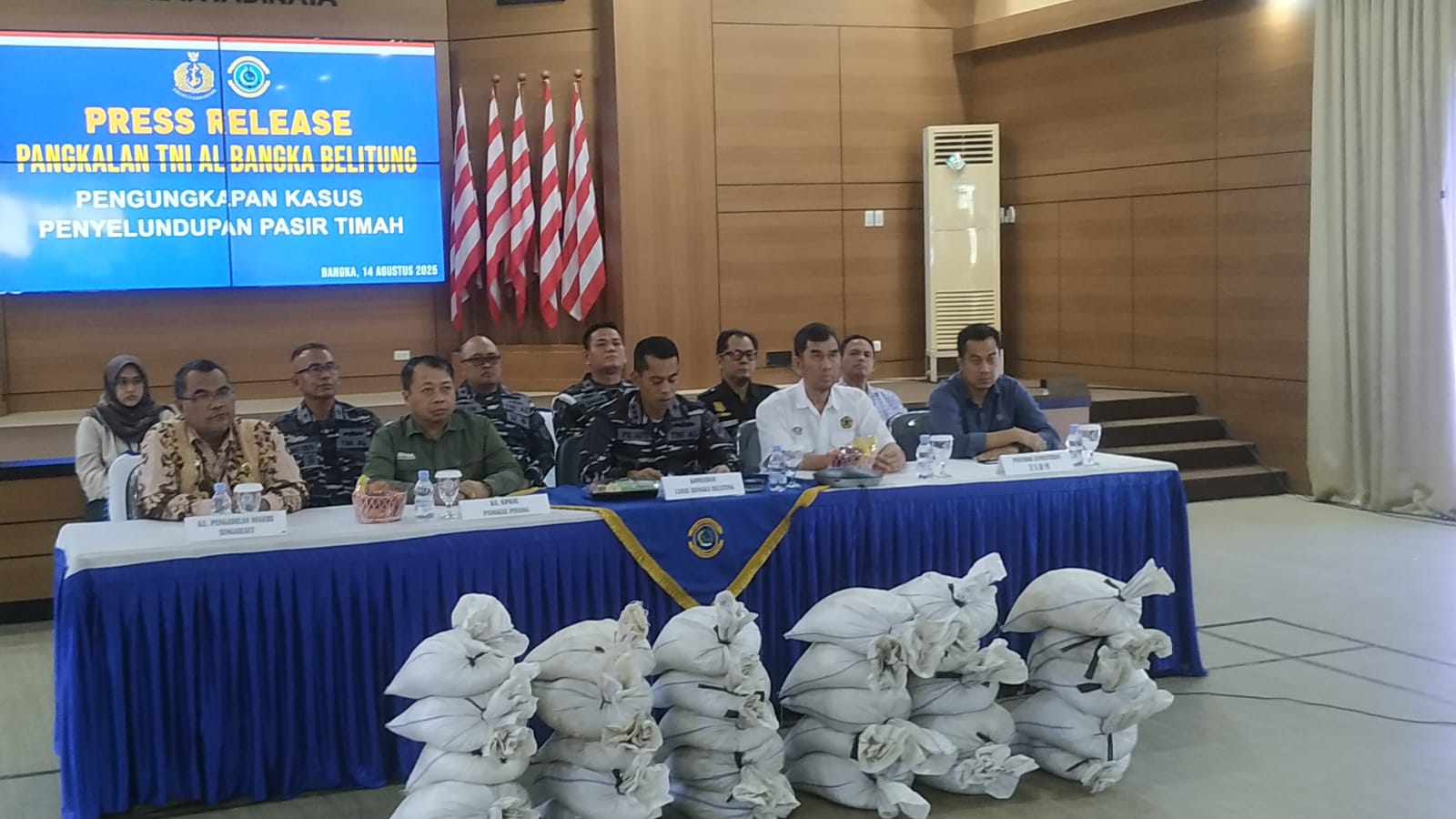 Lanal Babel Beberkan Proses Hukum Tiga Tangkapan Penyelundupan Timah Tujuan Malaysia