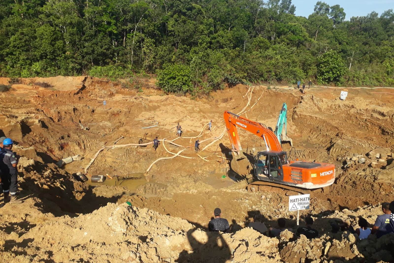Respon PT Timah atas Kecelakaan Tambang yang Timbun Pekerja di Tempilang