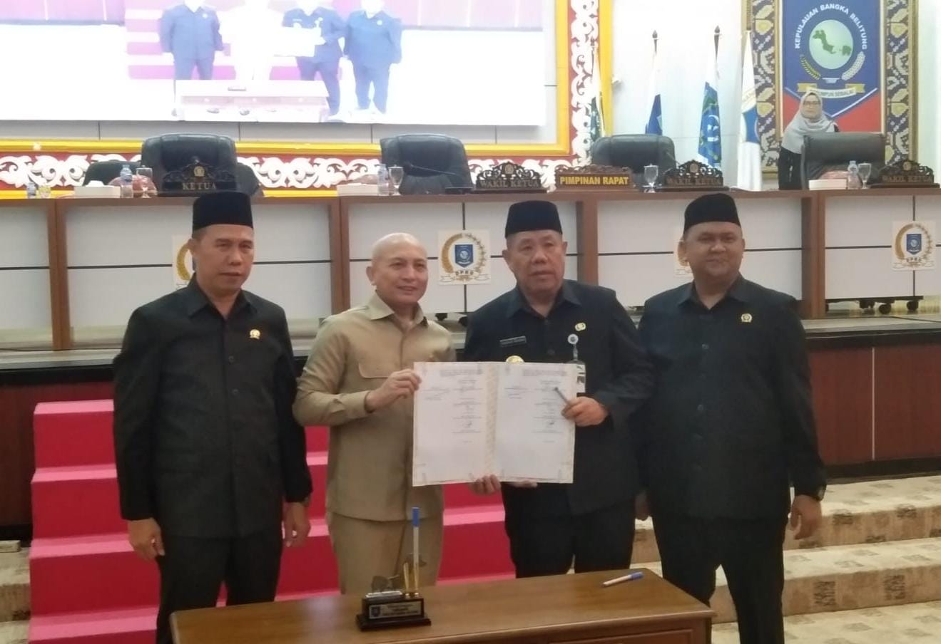 Pertanggungjawaban APBD 2024 dan Penyampaian RKUA PPAS Perubahan 2025 Disahkan DPRD Babel 