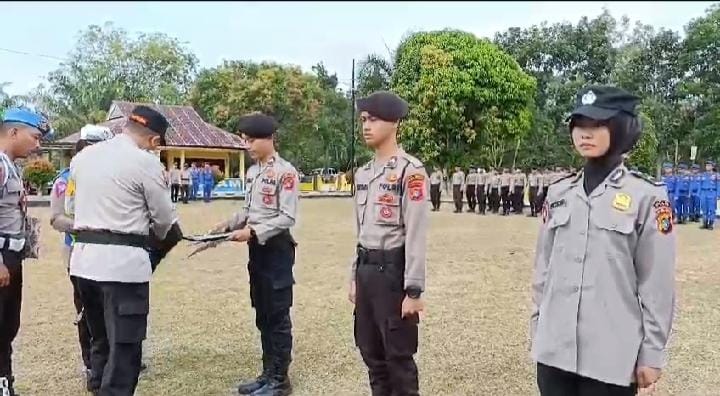 Berpretasi dan Raih Perak di Porprov 2023, Tiga Personil Polres Bateng Terima  Reward