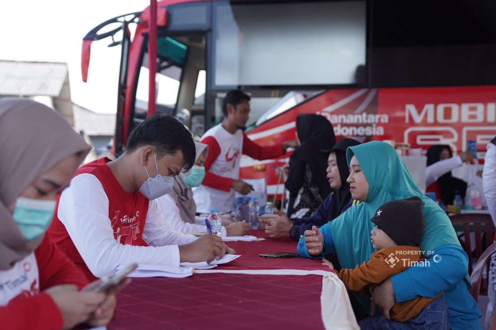 Bulan Bakti HUT ke-49 PT Timah, Ratusan Warga Opas Indah Nikmati Pelayanan Kesehatan Gratis di Mobil Sehat