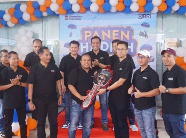 BRI Prabumulih Gelar Undian Panen Hadiah Simpedes 2024, Nasabah Bawa Pulang Mobil Honda BR-V