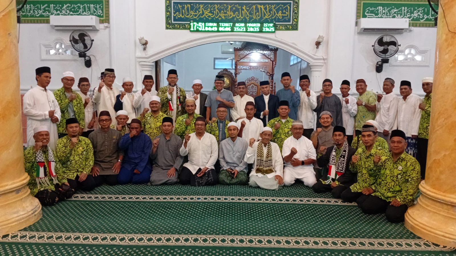 Asisten I Pemkot Pangkalpinang Pesan Agar Amanah di Pelantikan DKM Hakimah Arif