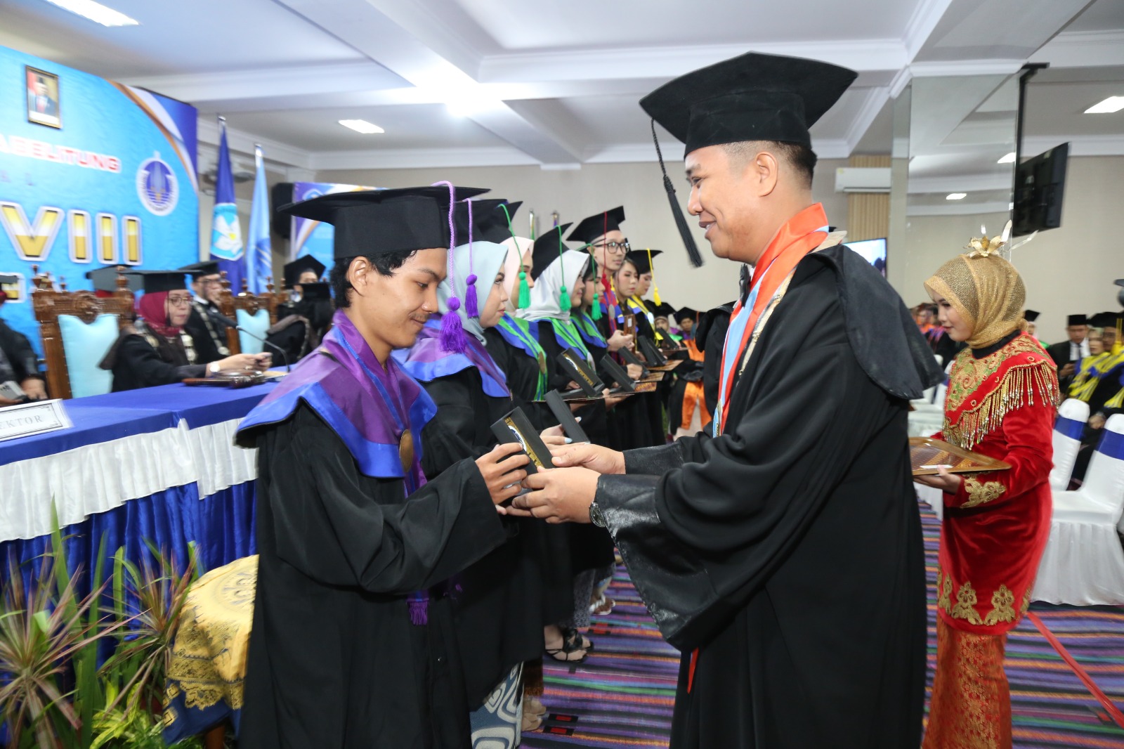 Pagi Ini 471 Mahasiwa UBB Diwisuda, Ini Harapan Rektor Ibrahim