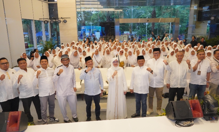 Apresiasi Nasabah Terbaik, PNM Berangkatkan Reward Ibadah Umrah