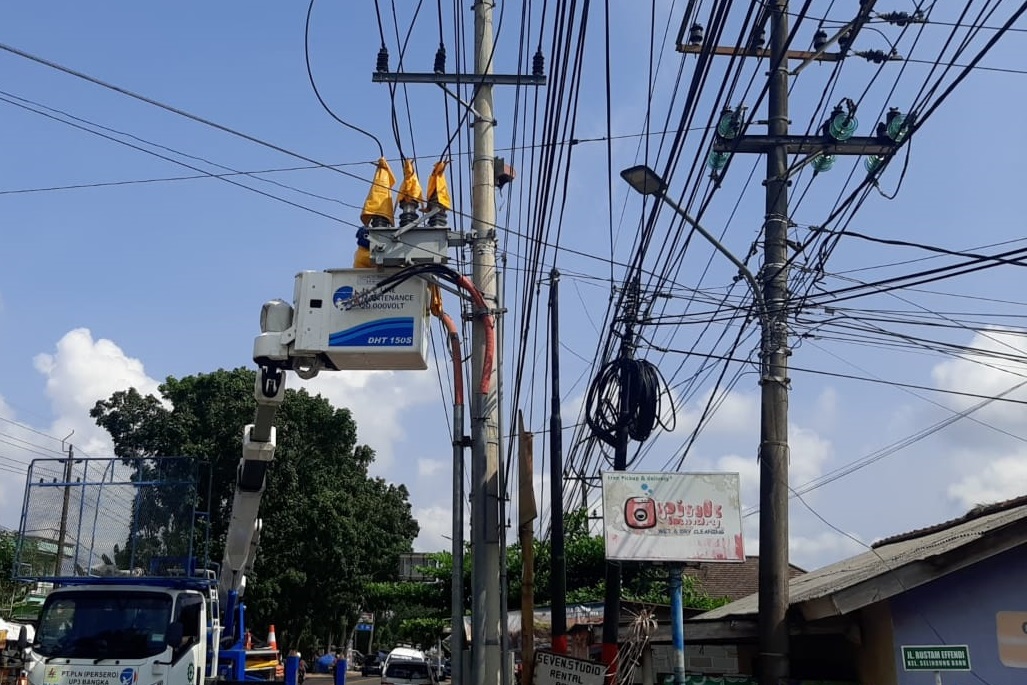 Jaga Keandalan Listrik Tanpa Padam, PLN Babel Maksimalkan Petugas PDKB