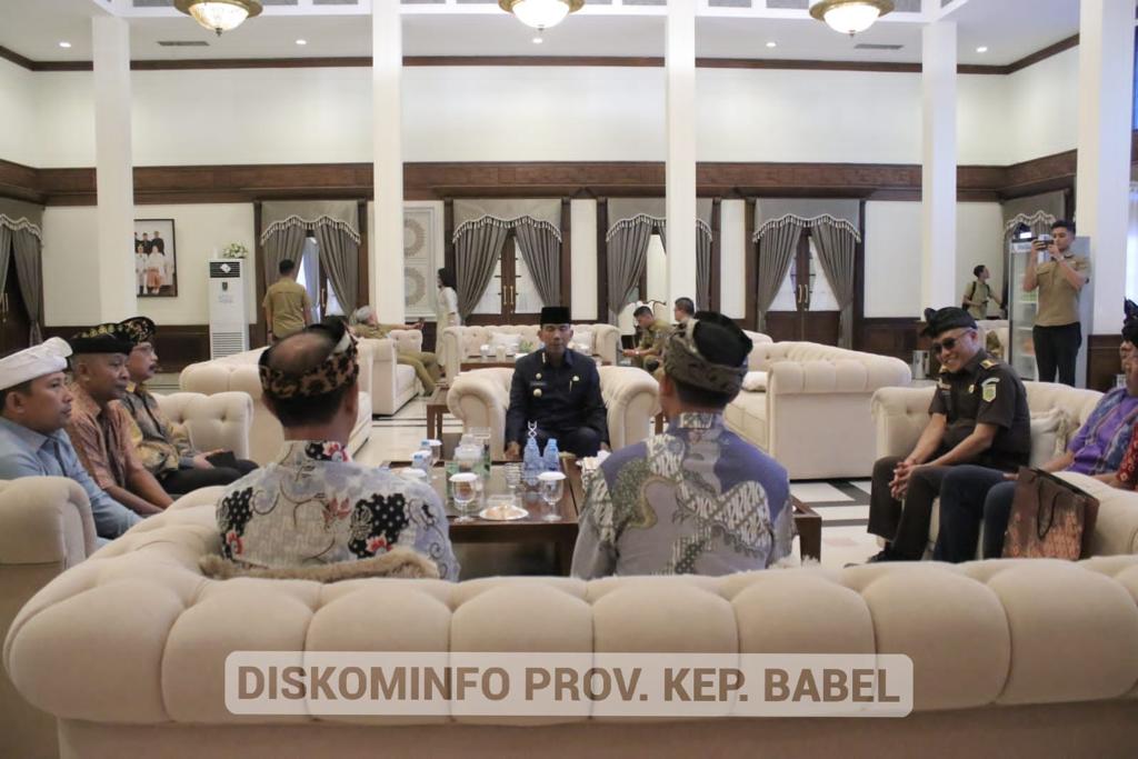 Dukung Keberagaman Umat Beragama di Kepulauan Babel, Pj Gubernur Suganda Siap Support Peresmian Pura Penataran