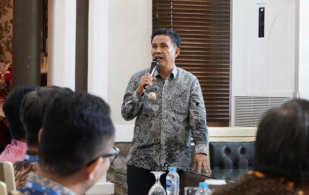 Gerakan Ayah Ambil Rapor: Bupati Fery Tidak Bermaksud Menyingung Anak Tanpa Ayah