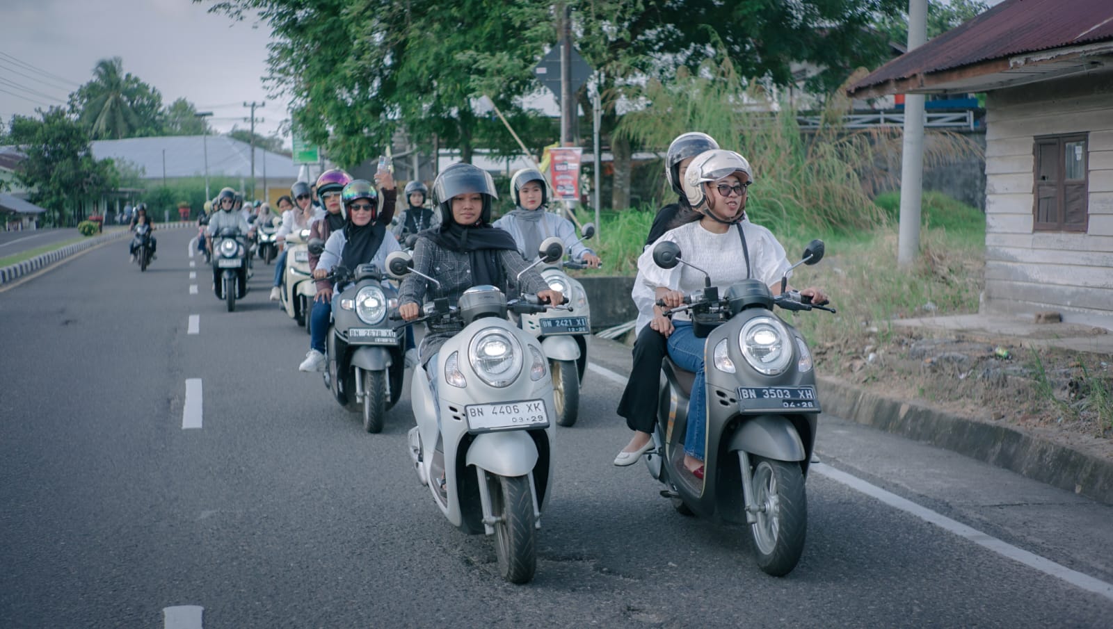 Makin Keren Bareng Scoopy! Rolling City Seru di Manggar Bareng Konsumen & Komunitas