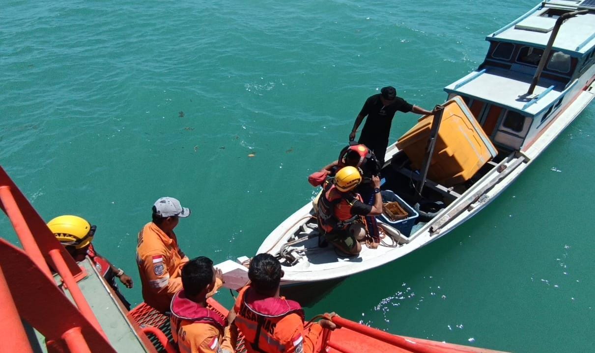 Nelayan Sungailiat Terombang Ambing di Laut Karena Mati Mesin dan Kapal Bocor