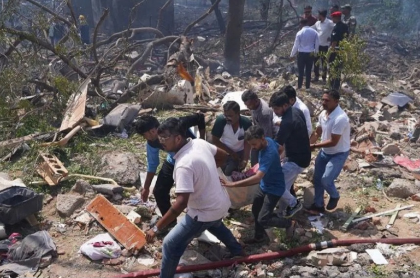 Keajaiban! Terlambat 10 Menit, Mahasiswa Ini Selamat dari Tragedi Jatuhnya Pesawat Air India